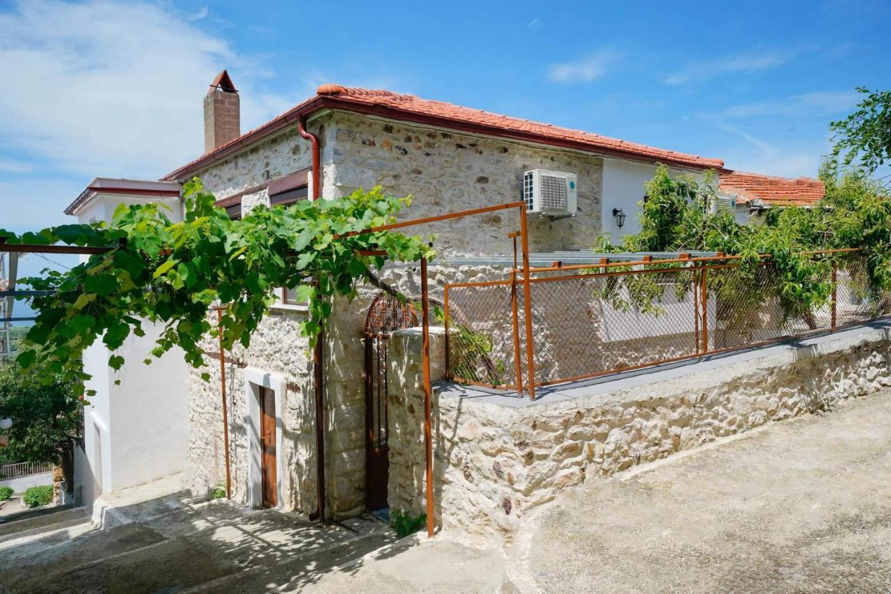 Apanemia Inn Kallirakhi Экстерьер фото
